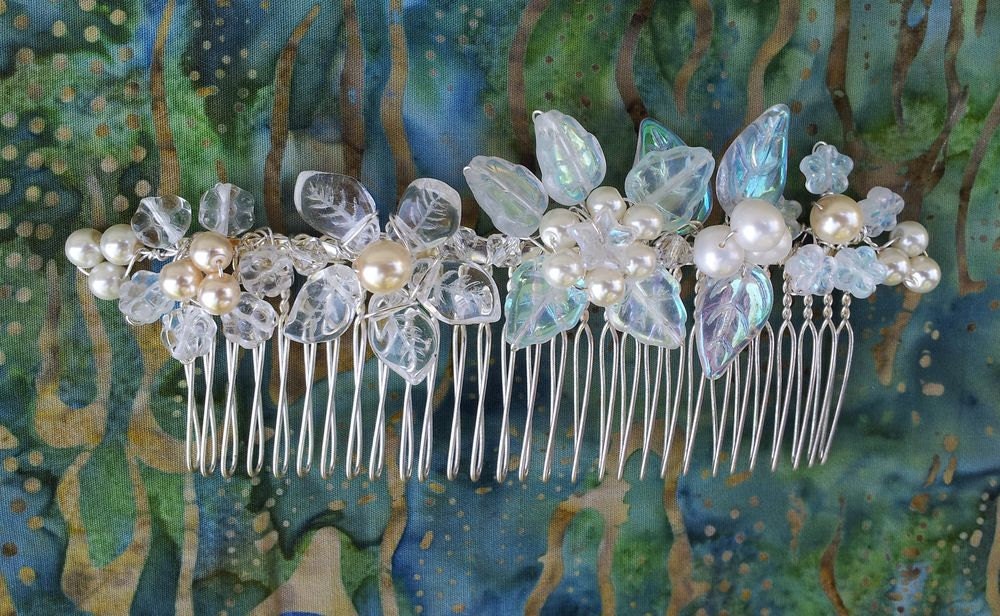OOAK Handmade Bridal Veil Comb with Hand-wired Czech Glass Flowers and –  wireandwings